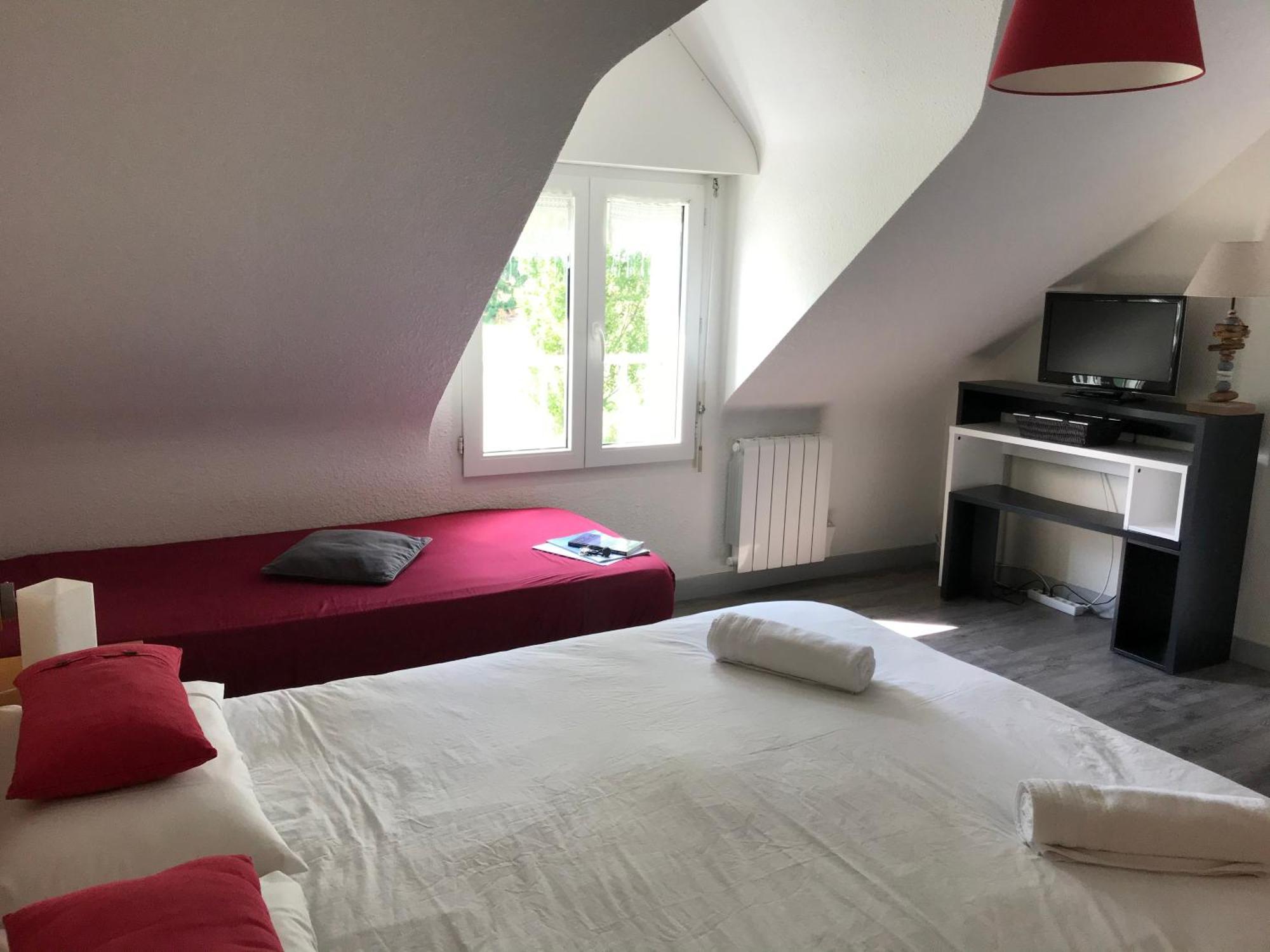 Hotel Aux Tamaris Sauzon Екстериор снимка