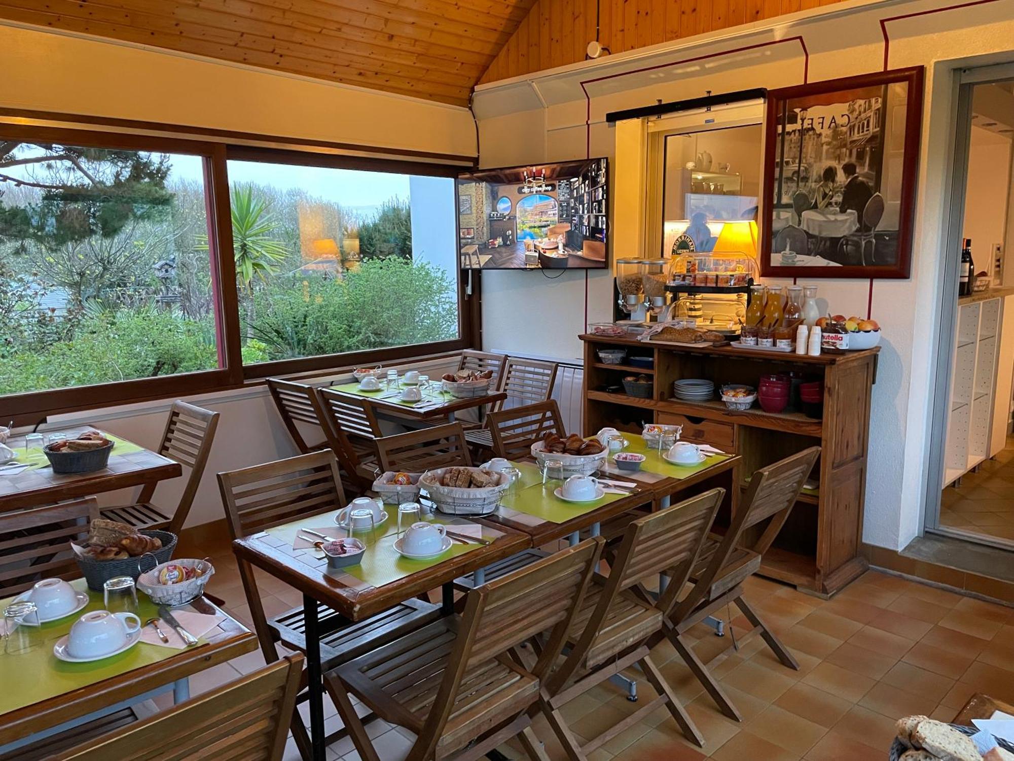 Hotel Aux Tamaris Sauzon Екстериор снимка