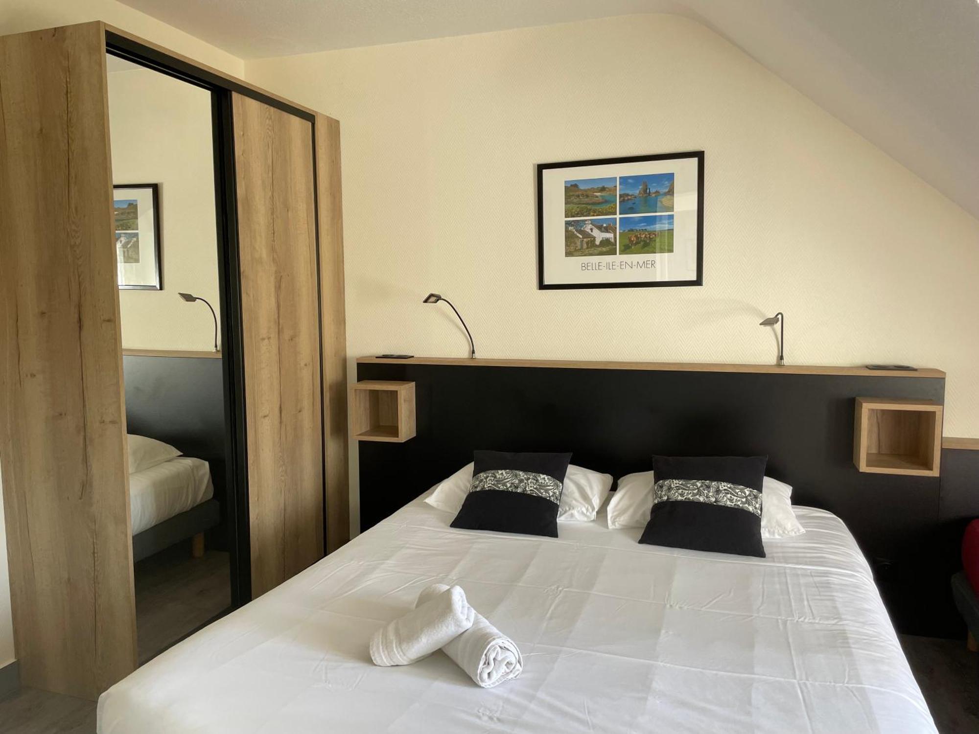 Hotel Aux Tamaris Sauzon Екстериор снимка