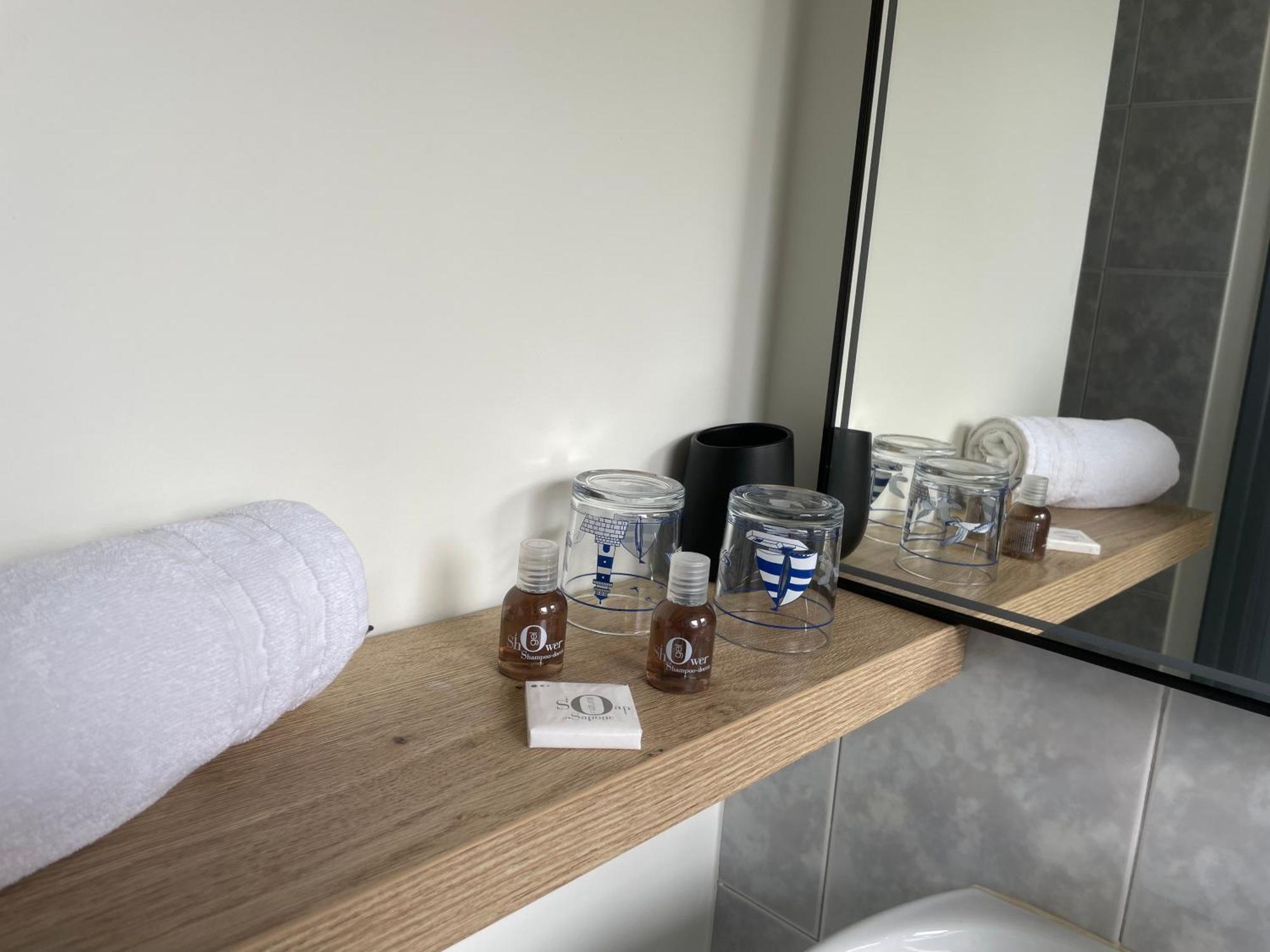Hotel Aux Tamaris Sauzon Екстериор снимка