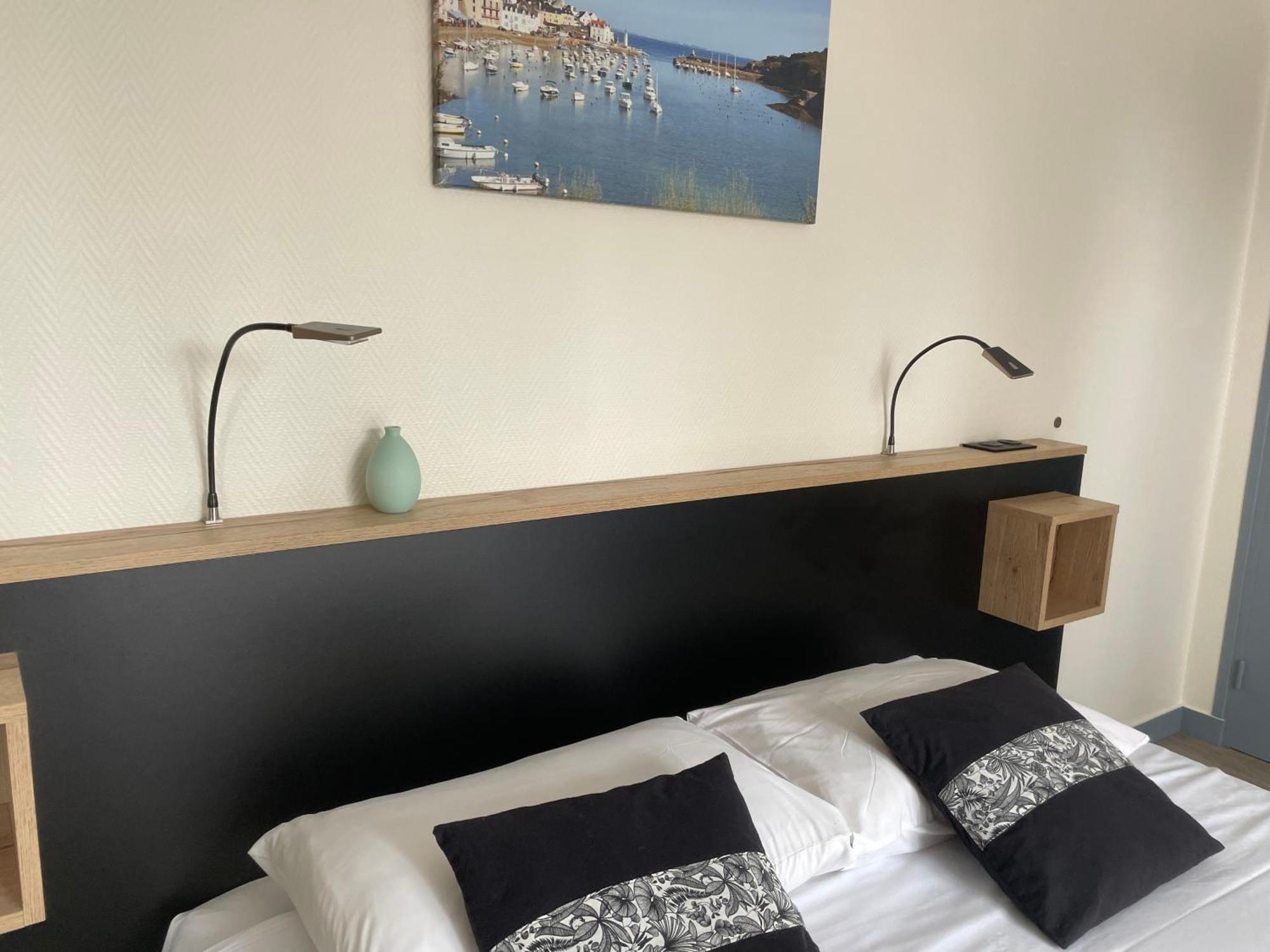 Hotel Aux Tamaris Sauzon Екстериор снимка