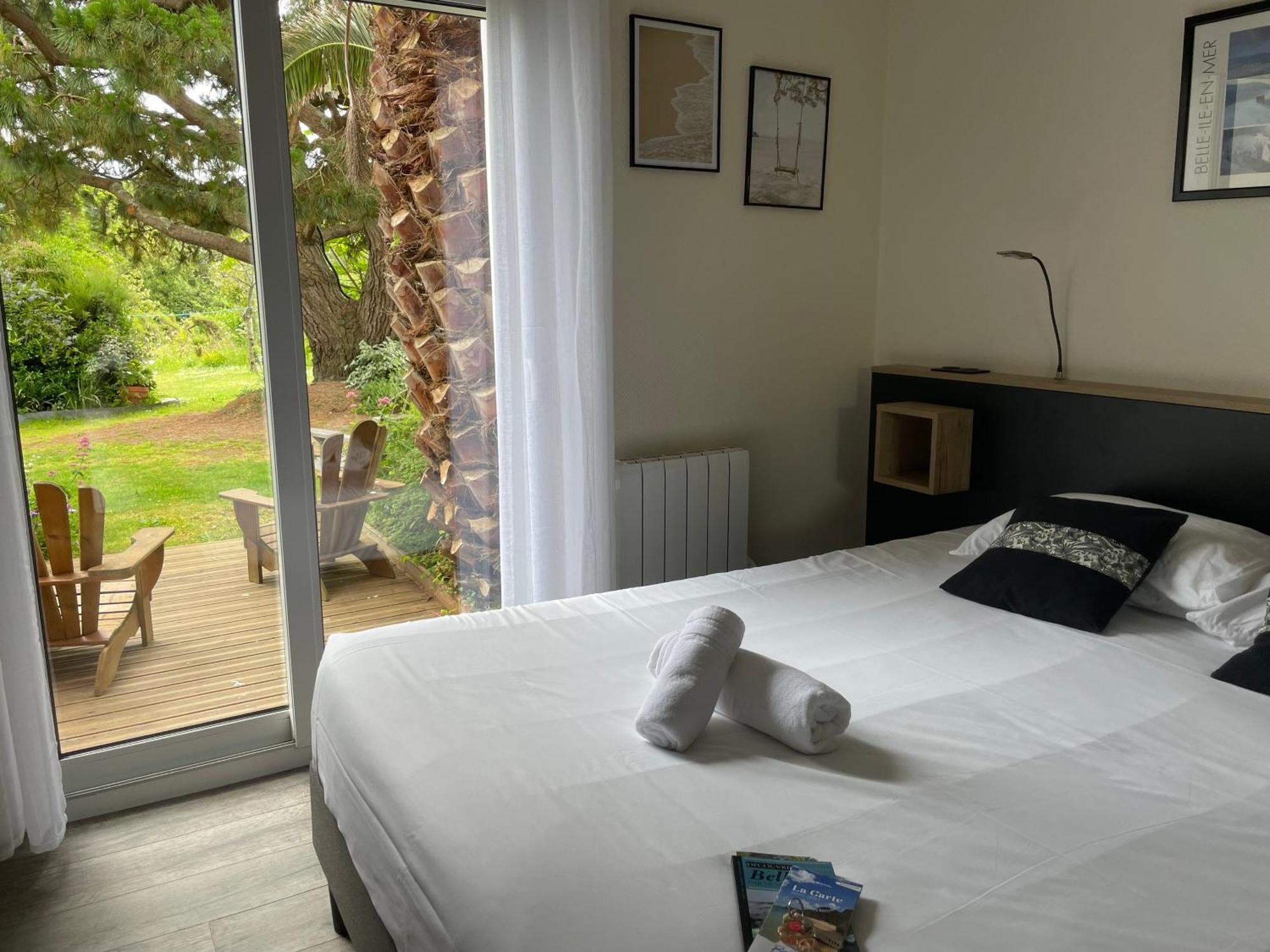 Hotel Aux Tamaris Sauzon Екстериор снимка